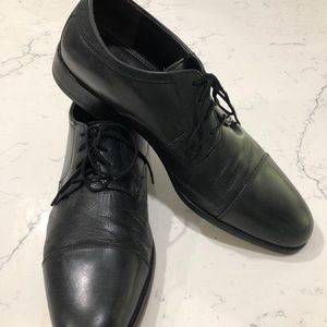 Johnston&Murphy size 10 1/2 Black Leather Lace Up